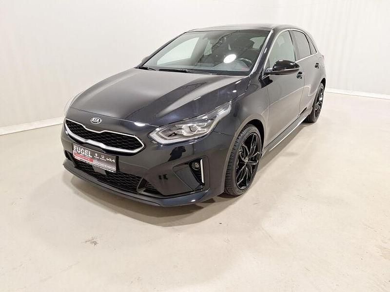 Gebraucht Kia Ceed 118 PS (86 kW) 2021 Schwarz Kleinwagen