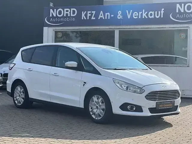 Gebraucht Ford S-MAX Trend 179 PS (131 kW) 2016 Andere Van / Kleinbus