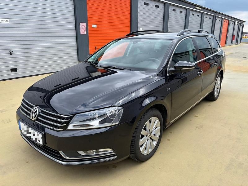 Usado VW Passat 122 HP (89 kW) 2012 Preto Carrinha