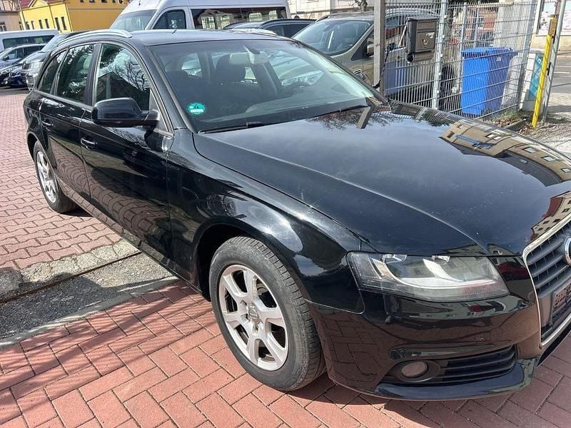 Gebraucht Audi A4 Attraction 143 PS (105 kW) 2009 Schwarz Kombi