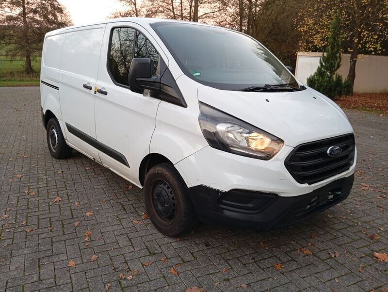 Weiß Gebraucht 2019 Ford Transit Custom Van / Kleinbus | 7.990 € (Superpreis) - Bild 1/4