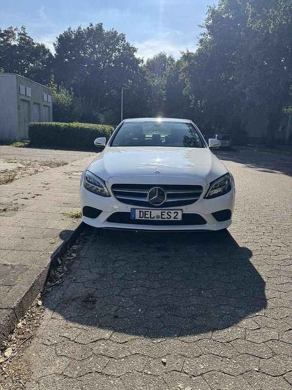 Gebraucht Mercedes C200 Avantgarde 150 PS (110 kW) 2018 Limousine