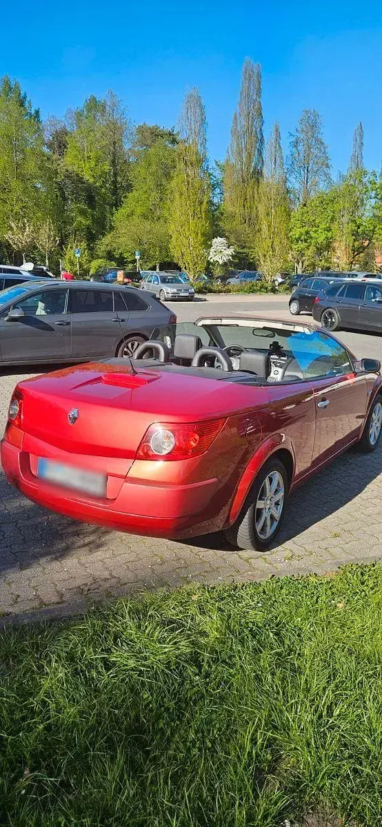 Gebraucht Renault Mégane Cabriolet Dynamique 135 PS (99 kW) 2006 Rot Cabrio
