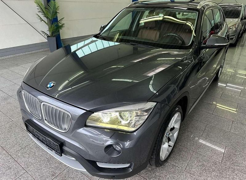 Gebraucht BMW X1 xLine 184 PS (135 kW) 2013 Grau SUV