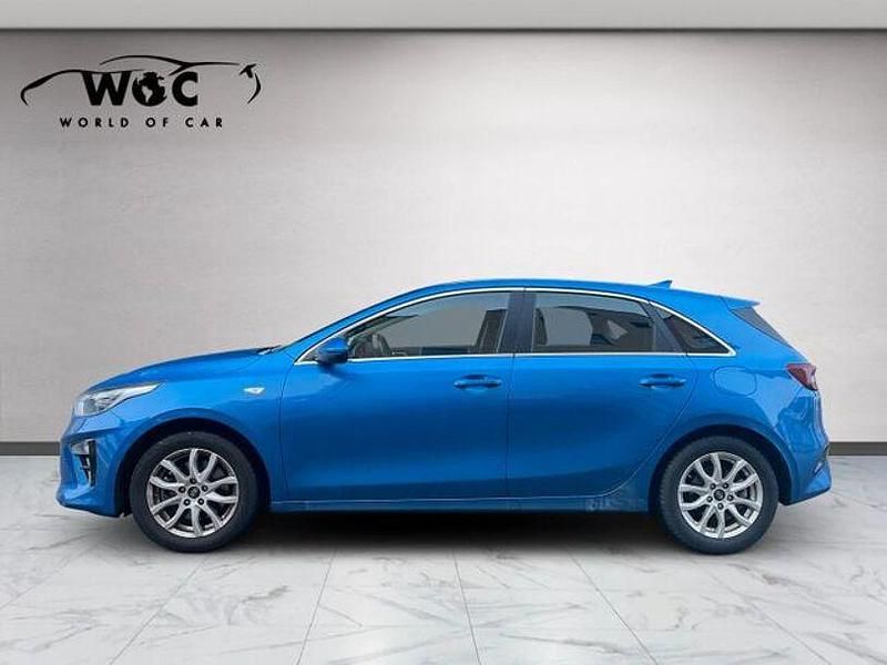 Gebraucht Kia Ceed 140 PS (102 kW) 2017 Weiß Kleinwagen