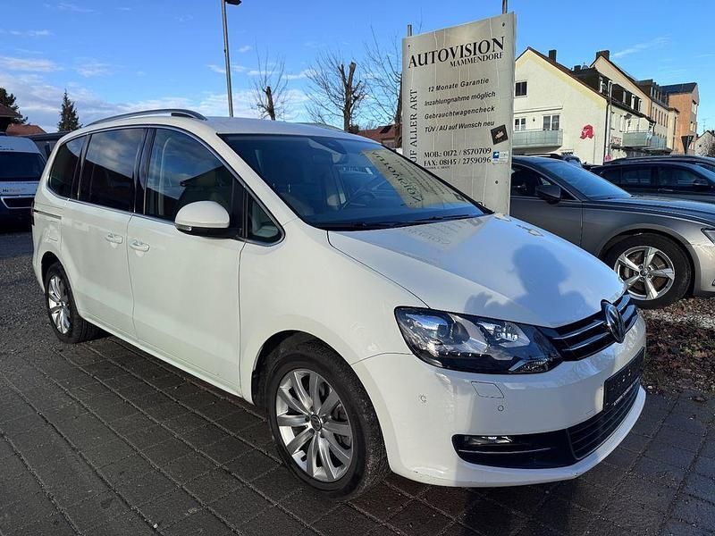 Weiß Gebraucht 2022 VW Sharan Highline Van / Kleinbus | 21.750 € (Guter Preis) - Bild 1/4