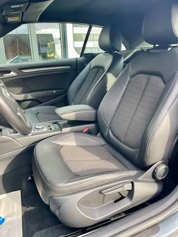 Gebraucht Audi A3 Cabriolet Ambiente 140 PS (102 kW) 2014 Grau Cabrio