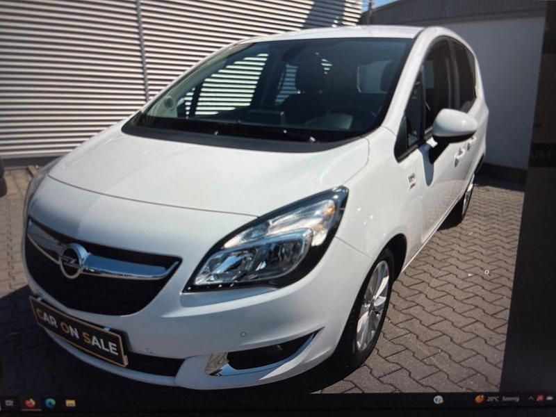 Weiß Gebraucht 2016 Opel Meriva drive Van / Kleinbus | 6.800 € (Guter Preis) - Bild 1/4