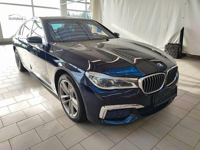Schwarz Gebraucht 2018 BMW 730 M Sport Limousine | 22.900 € (Guter Preis) - Bild 1/4