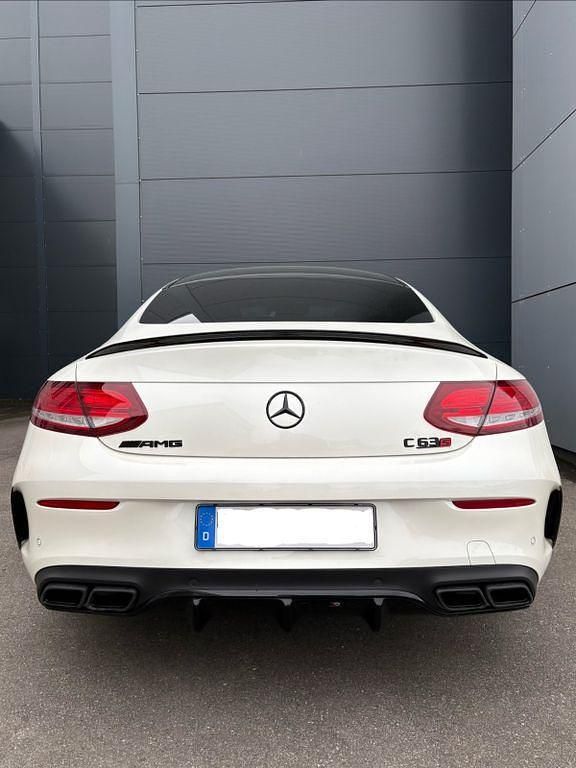 Gebraucht Mercedes C63 AMG AMG 476 PS (350 kW) 2018 Weiß Coupé