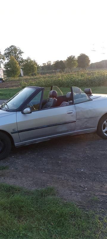 Gebraucht Peugeot 306 Cabriolet 110 PS (80 kW) 2002 Silber Cabrio