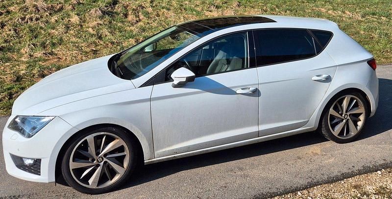 Gebraucht Seat Leon FR 179 PS (131 kW) 2016 Weiß Limousine