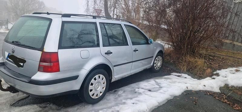 Gebraucht VW Golf IV 101 PS (74 kW) 2004 Grau Kombi
