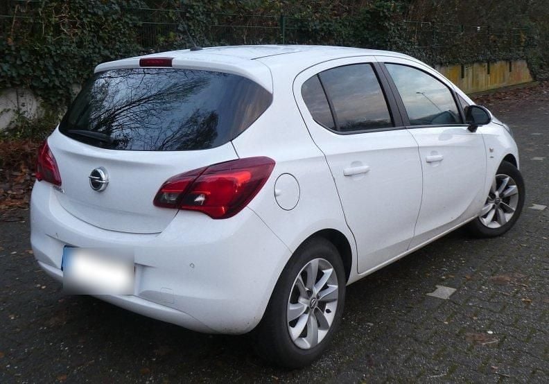 Gebraucht Opel Corsa drive 90 PS (66 kW) 2016 Weiß Kleinwagen