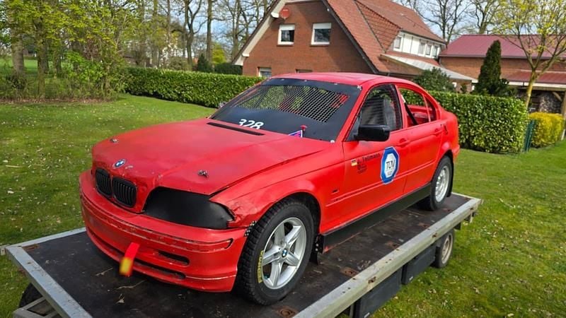 Second-hand BMW 328 193 CP (141 kW) 1998 Roșu Berlinǎ