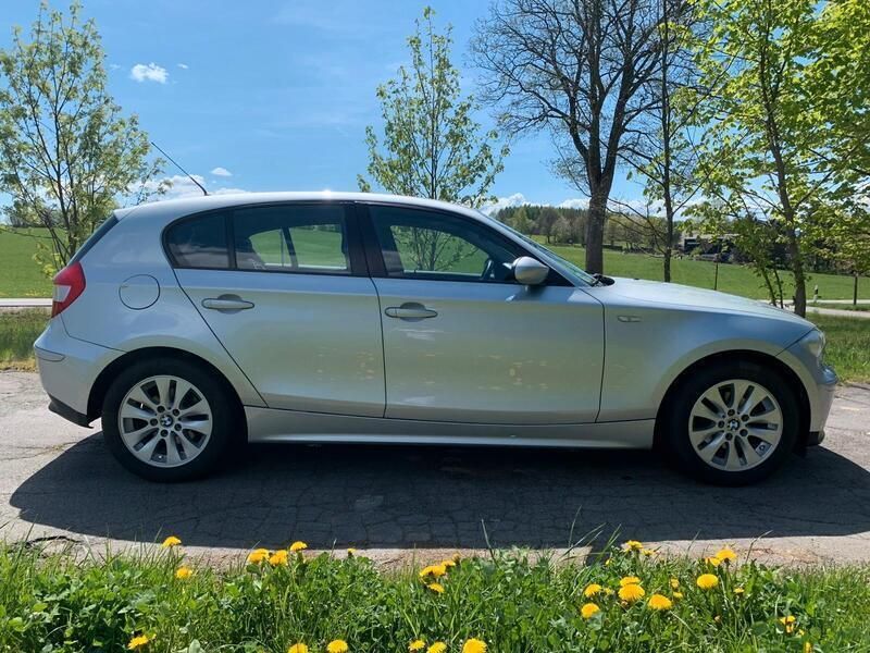 Grau Gebraucht 2006 BMW 116 Kleinwagen | 3.500 € (Fairer Preis) - Bild 1/4