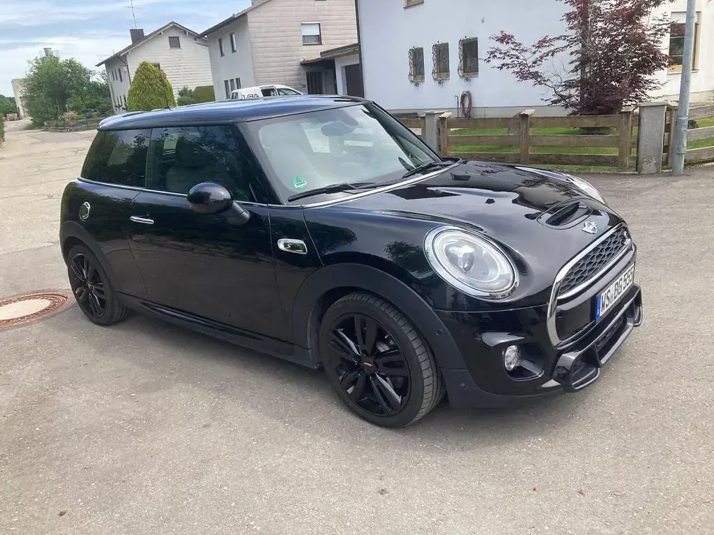 Gebraucht Mini Cooper S 192 PS (141 kW) 2018 Schwarz Kleinwagen