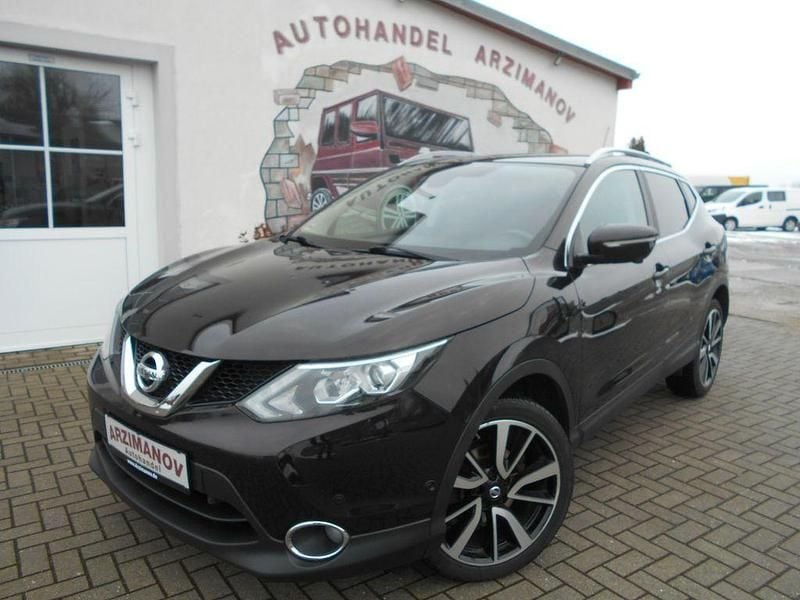 Gebraucht Nissan Qashqai Tekna 116 PS (85 kW) 2014 Schwarz SUV