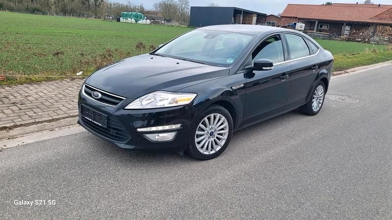 Gebraucht Ford Mondeo 115 PS (84 kW) 2014 Schwarz Limousine
