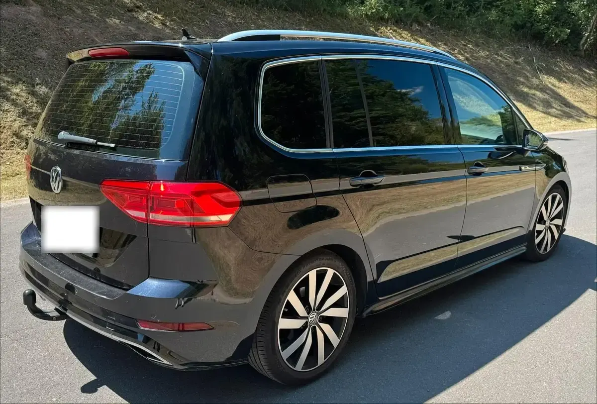 Gebraucht VW Touran R-line 150 PS (110 kW) 2016 Schwarz Van / Kleinbus