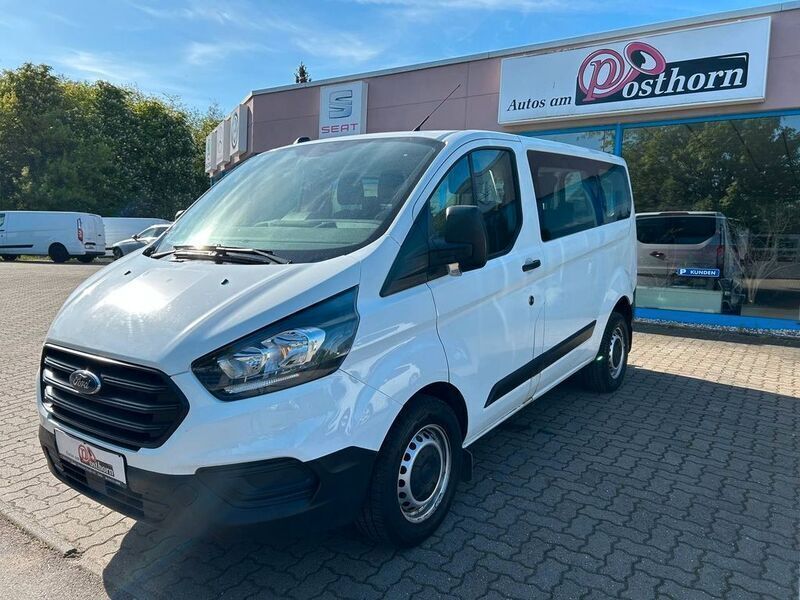 Weiß Gebraucht 2021 Ford Tourneo Custom Van / Kleinbus | 19.990 € (Fairer Preis) - Bild 1/4