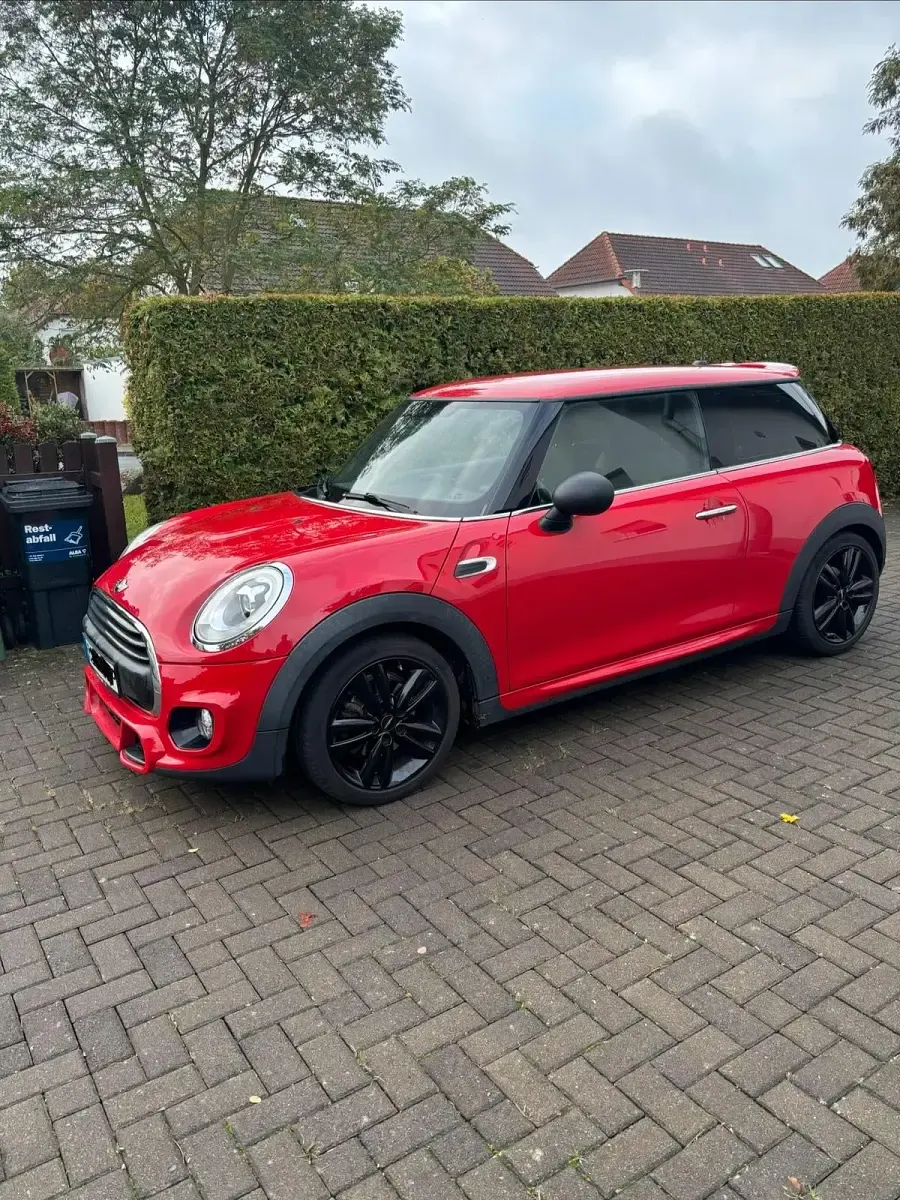 Gebraucht Mini John Cooper Works 102 PS (75 kW) 2018 Rot Kleinwagen