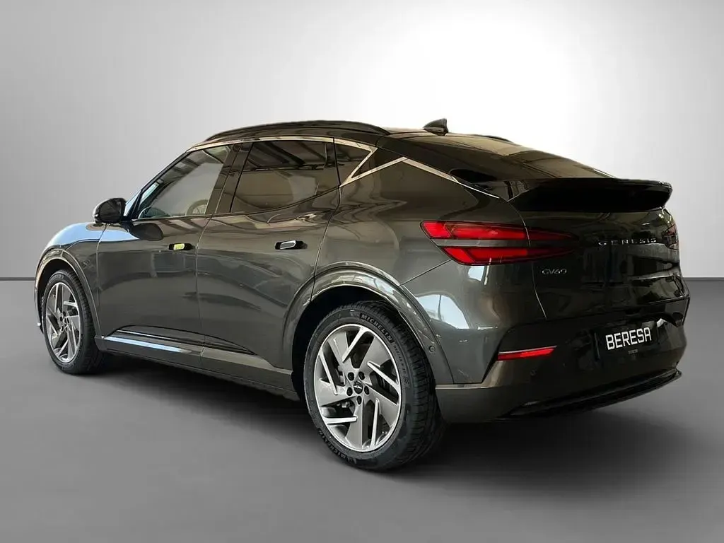 Nouă Genesis GV60 233 kW (318 CP) 2026 Gri SUV