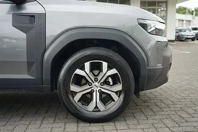 Używany Dacia Duster 131 KM (96 kW) 2025 Brązowy SUV