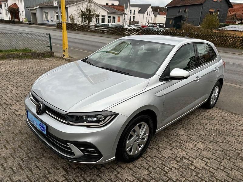 Gebraucht VW Polo Style 110 PS (80 kW) 2022 Silber Kleinwagen