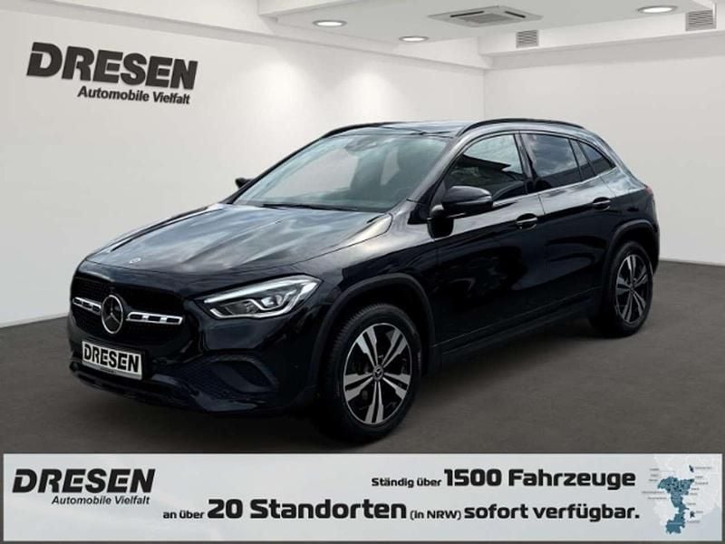 Schwarz Gebraucht 2022 Mercedes GLA200 Progressive SUV | 35.500 € (Fairer Preis) - Bild 1/4