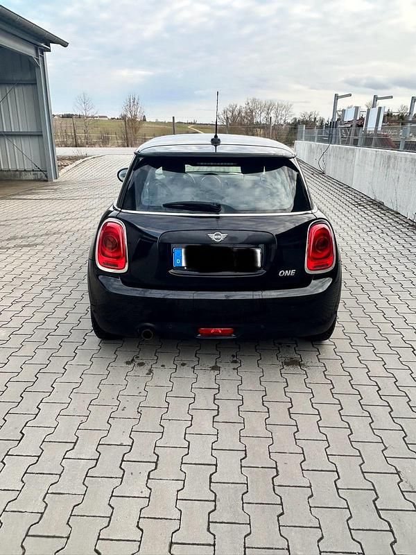 Gebraucht Mini ONE 102 PS (75 kW) 2018 Schwarz Kleinwagen
