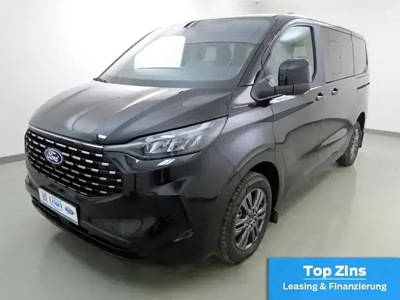 Gebraucht Ford Tourneo Custom Titanium 2025 Schwarz Van