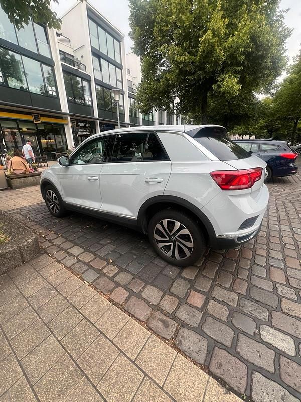 Gebraucht VW T-Roc Active 150 PS (110 kW) 2021 Weiß SUV