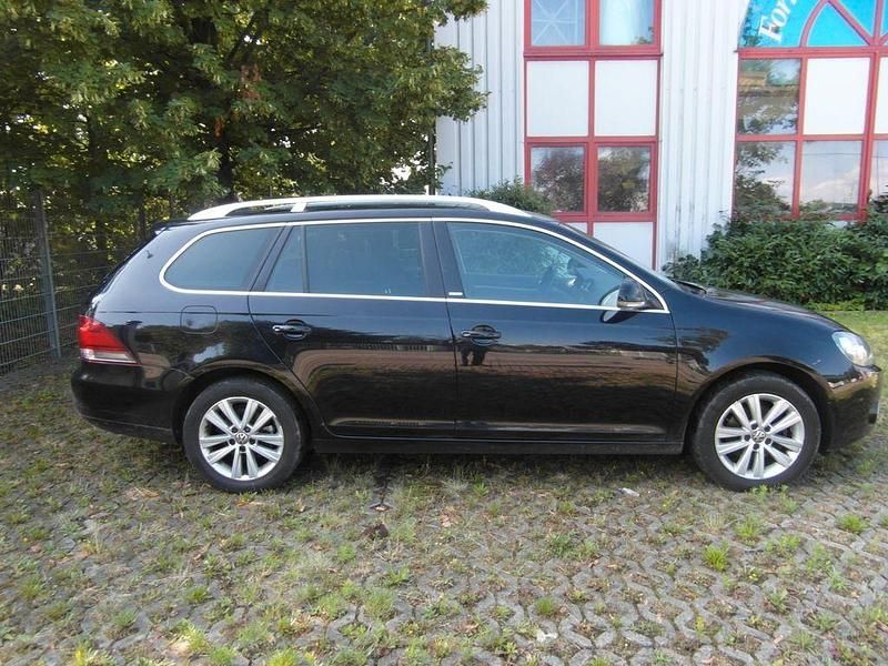 Gebraucht VW Golf VI Style 122 PS (89 kW) 2012 Schwarz Kleinwagen