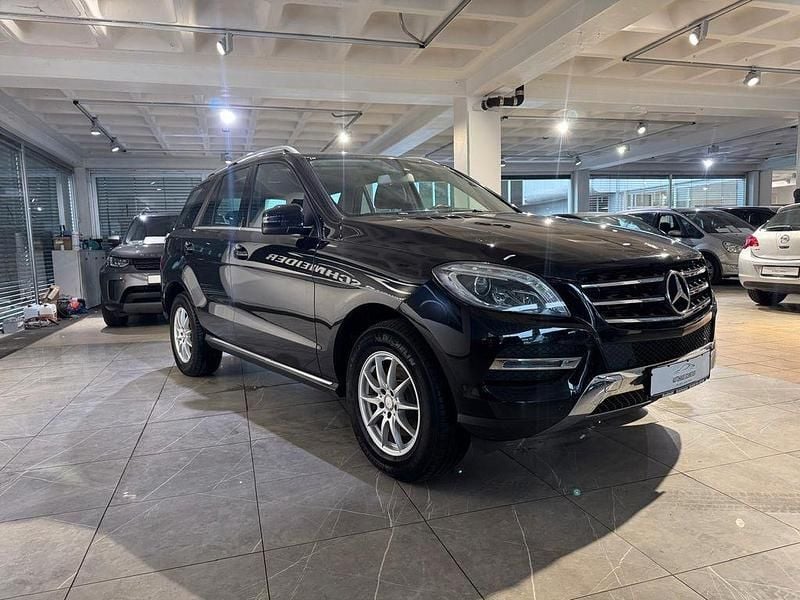 Gebraucht Mercedes ML350 258 PS (189 kW) 2013 Schwarz SUV
