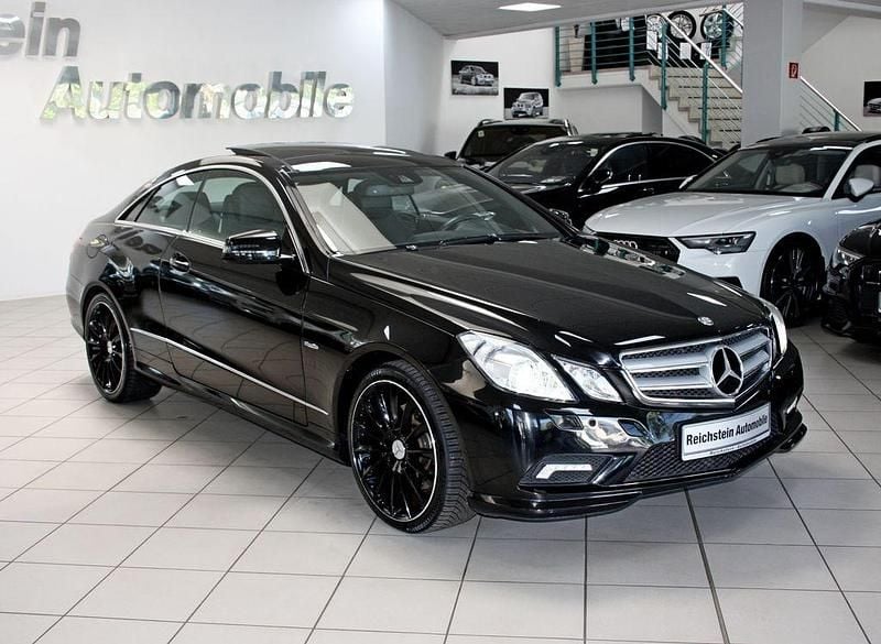 Gebraucht Mercedes E350 AMG 292 PS (214 kW) 2012 Obsidianschwarz (metallic) Coupé