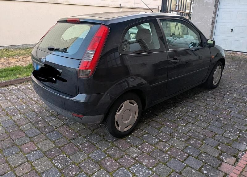 Gebraucht Ford Fiesta 69 PS (50 kW) 2003 Blau Kleinwagen