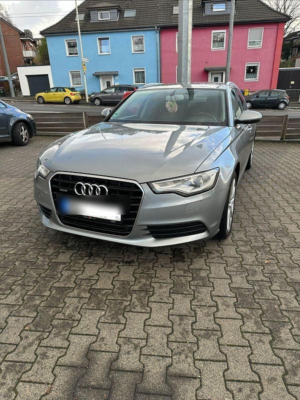 Silber Gebraucht 2014 Audi A6 Ambiente Kombi | 9.999 € (Guter Preis) - Bild 1/4