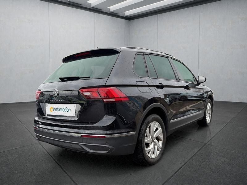 Gebraucht VW Tiguan 150 PS (110 kW) 2022 Schwarz SUV