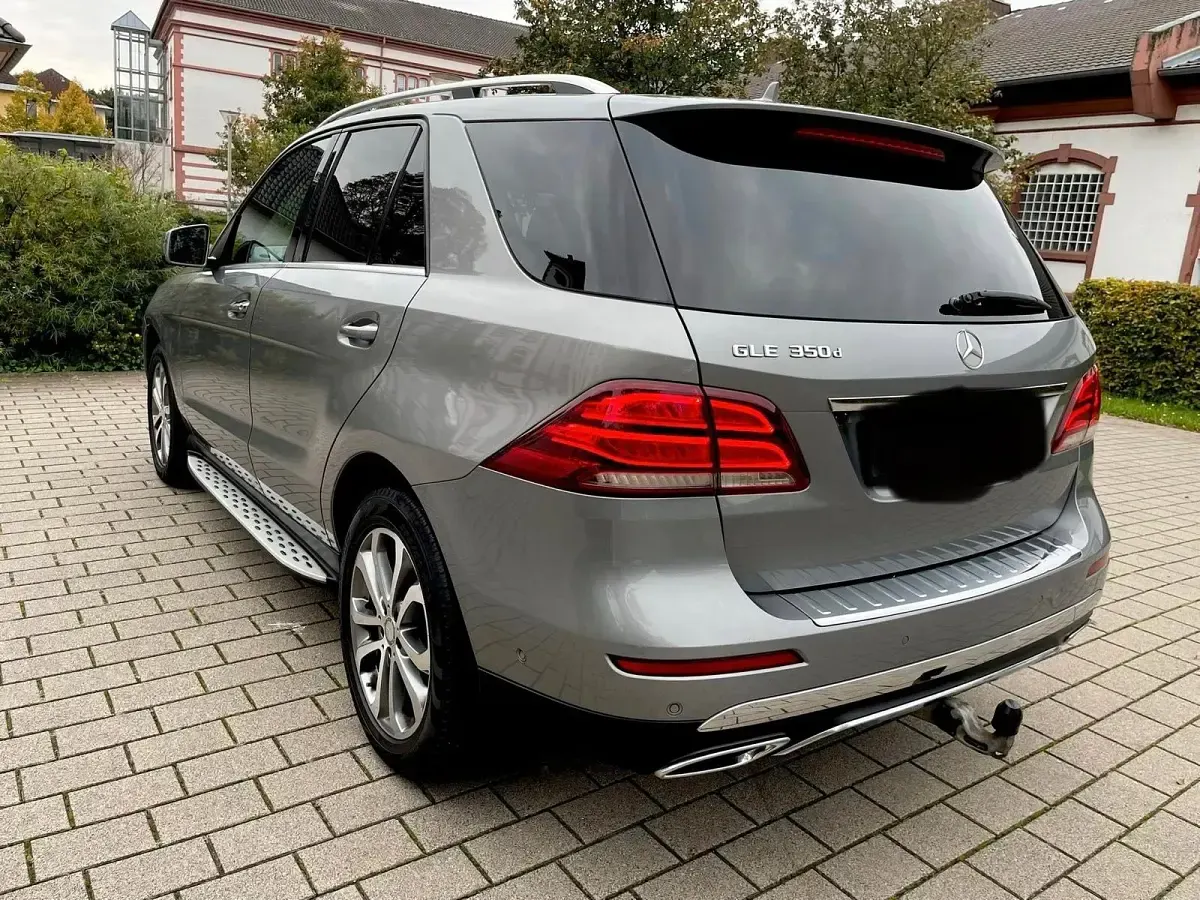 Gebraucht Mercedes GLE350 AMG line 258 PS (189 kW) 2016 Grau SUV