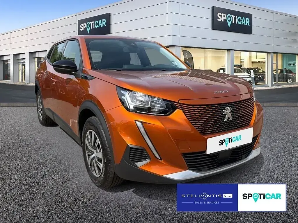 Gebraucht Peugeot e-2008 100 kW (136 PS) 2022 Orange SUV