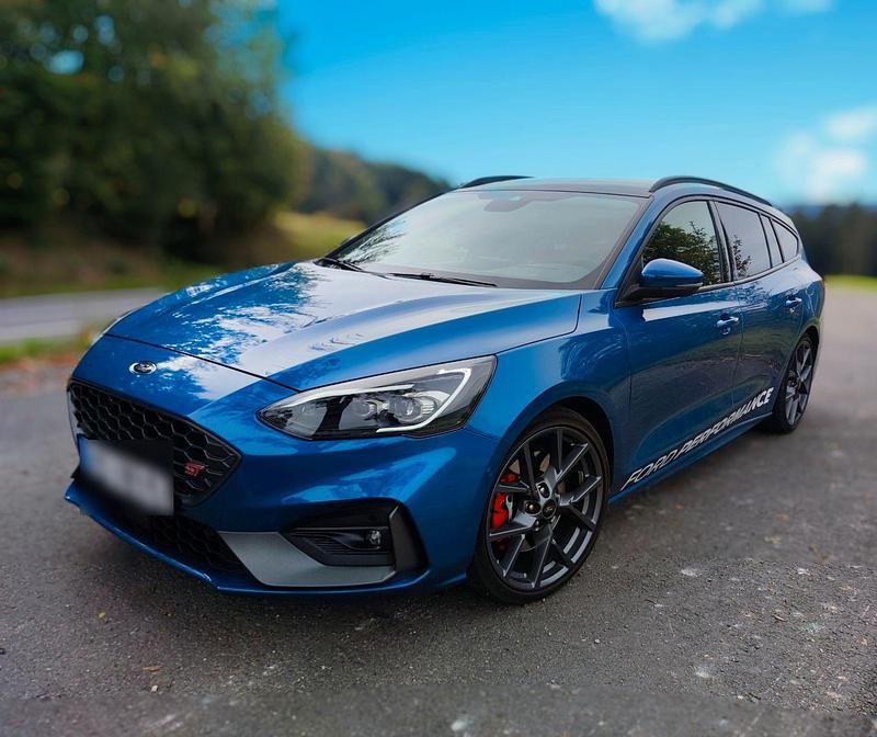 Gebraucht Ford Focus ST 280 PS (205 kW) 2022 Blau Kombi