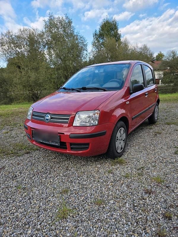 Rot Gebraucht 2006 Fiat Panda Kleinwagen | 3.000 € (Etwas zu teuer) - Bild 1/4