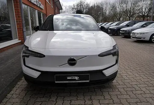 Brugt Volvo EX30 Plus 200 kW (272 HK) 2024 Hvid SUV