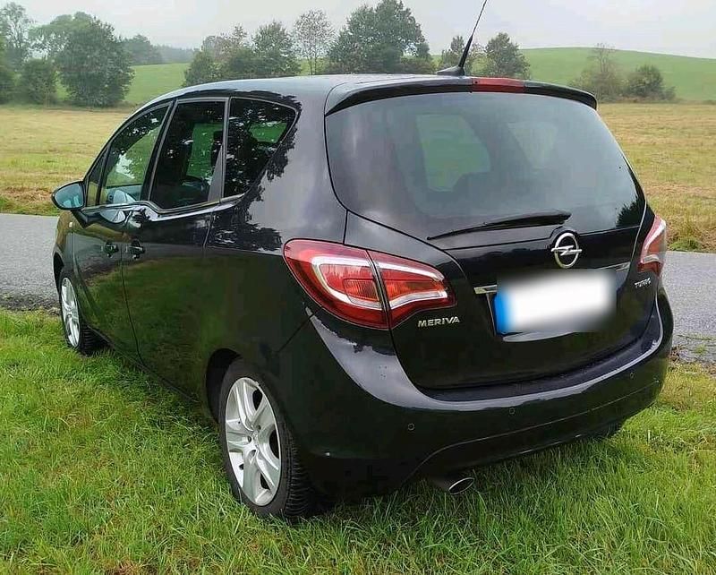 Gebraucht Opel Meriva 140 PS (102 kW) 2015 Schwarz Van / Kleinbus