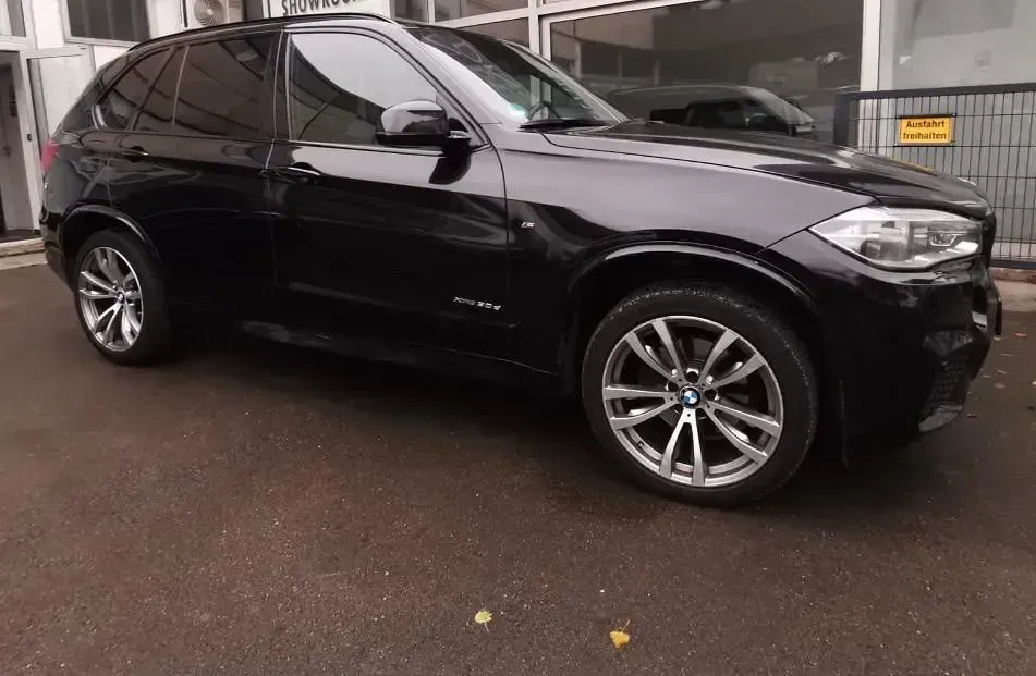 Gebraucht BMW X5 M Sport 258 PS (189 kW) 2014 Schwarz SUV