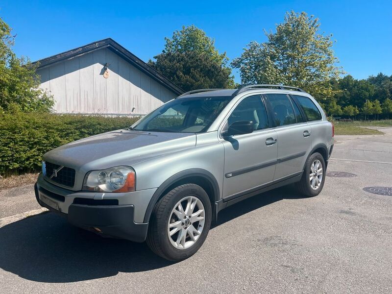 Grün Gebraucht 2004 Volvo XC90 Summum SUV | 1.800 € (Superpreis) - Bild 1/4