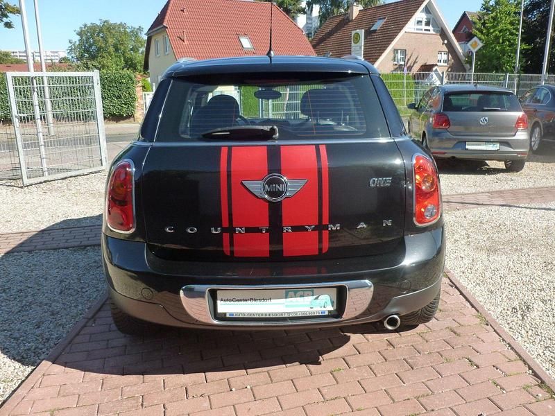 Second-hand Mini ONE 98 CP (72 kW) 2014 Negru Hatchback