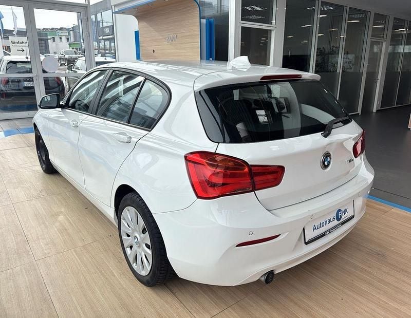 Gebraucht BMW 118 Sport Line 136 PS (100 kW) 2017 Weiß Kleinwagen