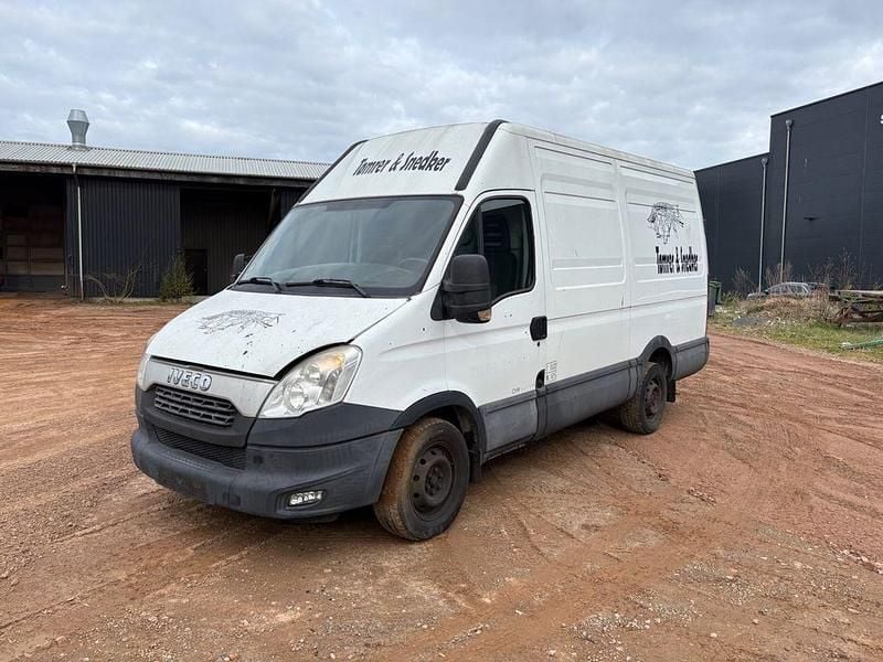 Gebraucht Iveco Daily 2012 Weiß Van / Kleinbus